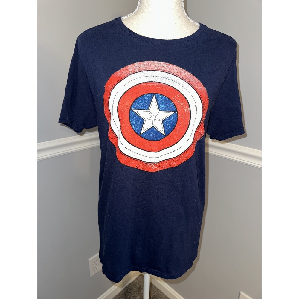 Marvel Tshirt Size M Falcon And The Winter Soldier Captain America Crew Neck